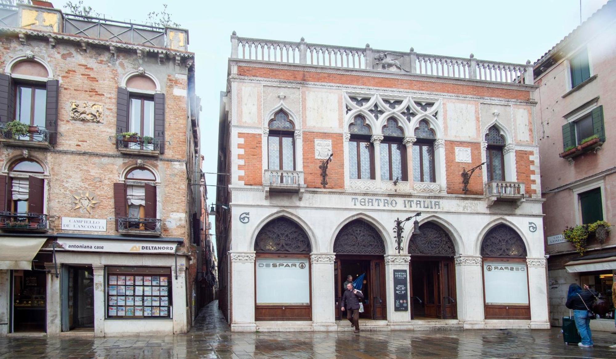 1851 * Venedig